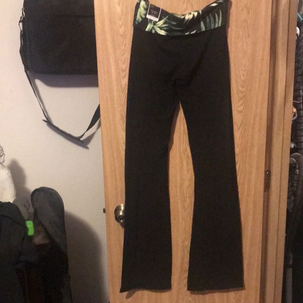 Victoria secret yoga pants